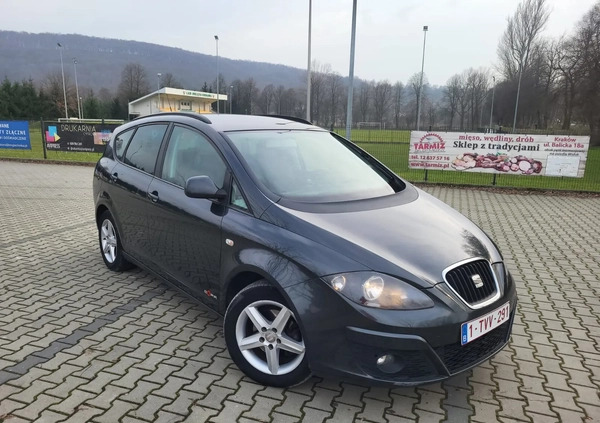 Seat Altea XL cena 23900 przebieg: 230000, rok produkcji 2012 z Nidzica małe 277